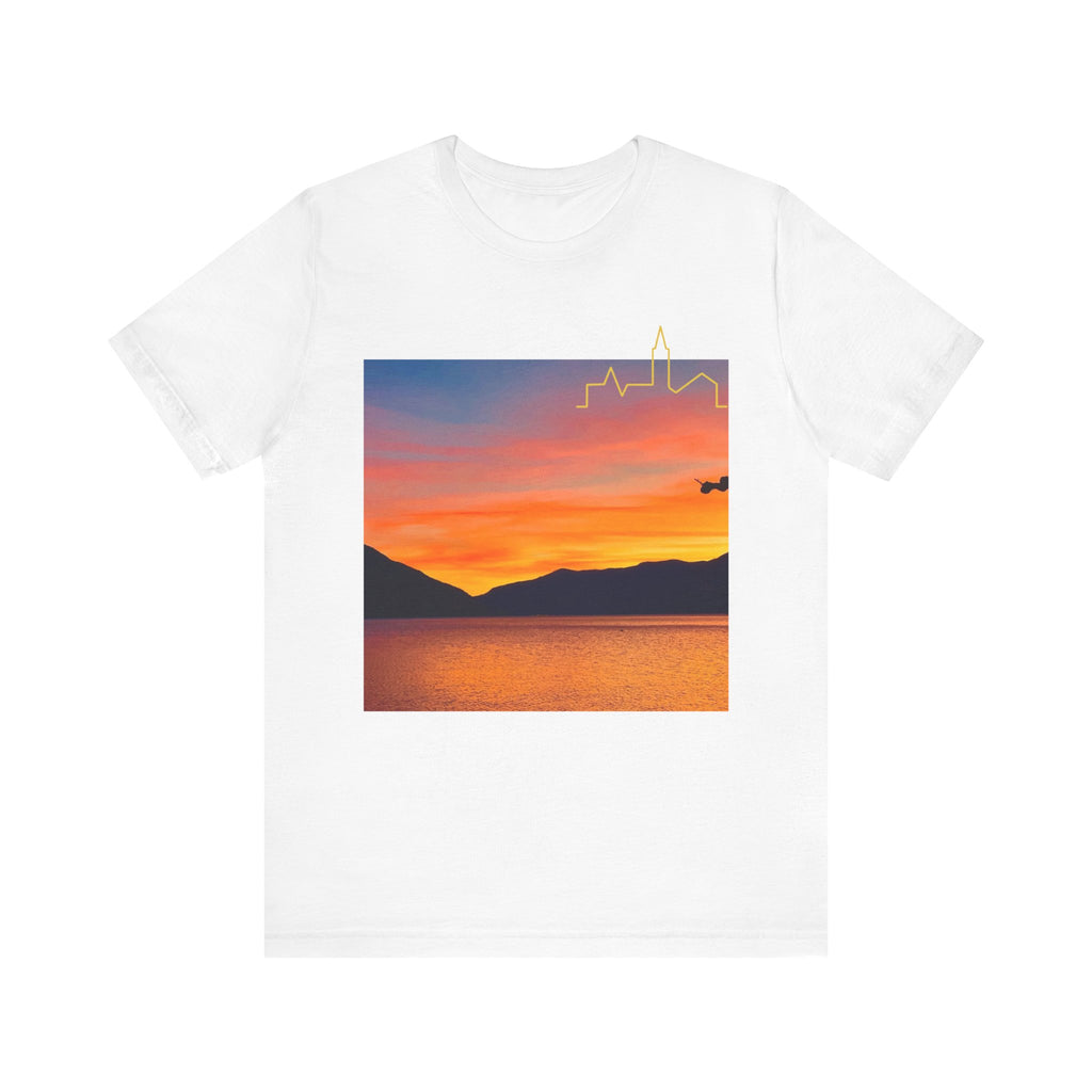 Sunset Vibes Unisex Tee, Relaxed Summer Shirt, Gift for Nature Lovers, Perfect for Vacations, Outdoor Adventures, Casual Wear
